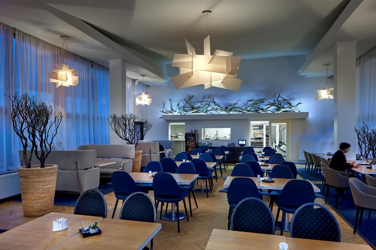 Wellness Hotel Orlik Kozarovice ภายนอก รูปภาพ
