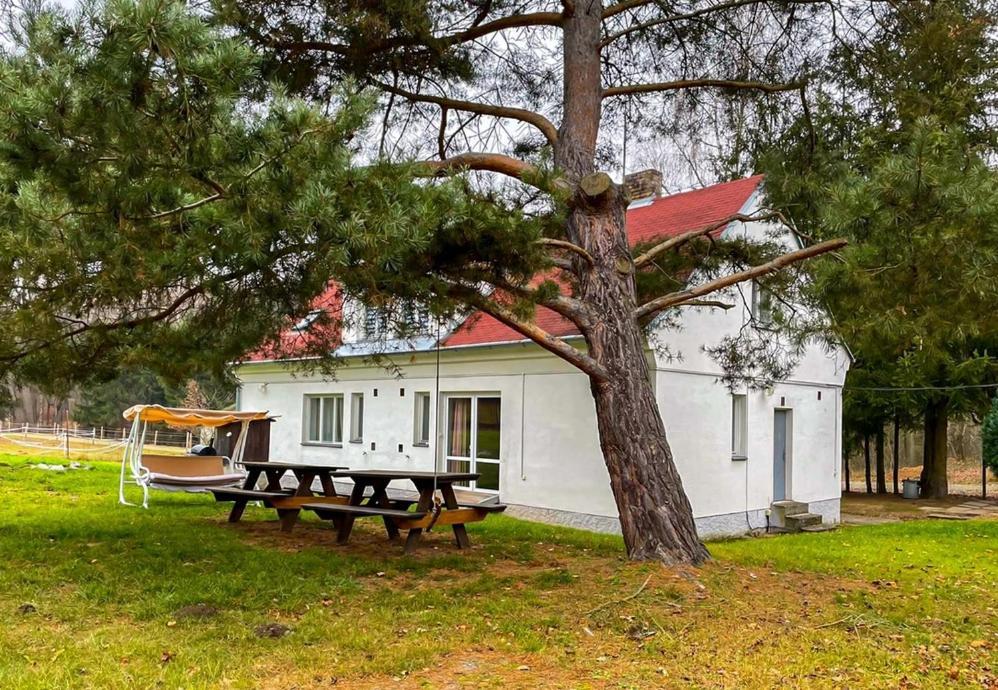 Wellness Hotel Orlik Kozarovice ภายนอก รูปภาพ